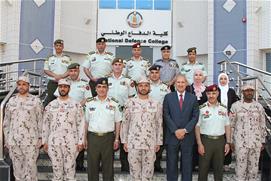 كلية الدفاع الوطني تستضيف وفد كلية الدفاع الوطني الملكية الأردنية