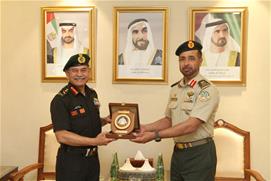 كلية الدفاع الوطني تستضيف رئيس أركان القوات البرية الهندية