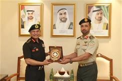 كلية الدفاع الوطني تستضيف رئيس أركان القوات البرية الهندية