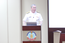 The UAE NDC Hosts Admiral John W. Miller, the U.S   5th  Fleet Commander